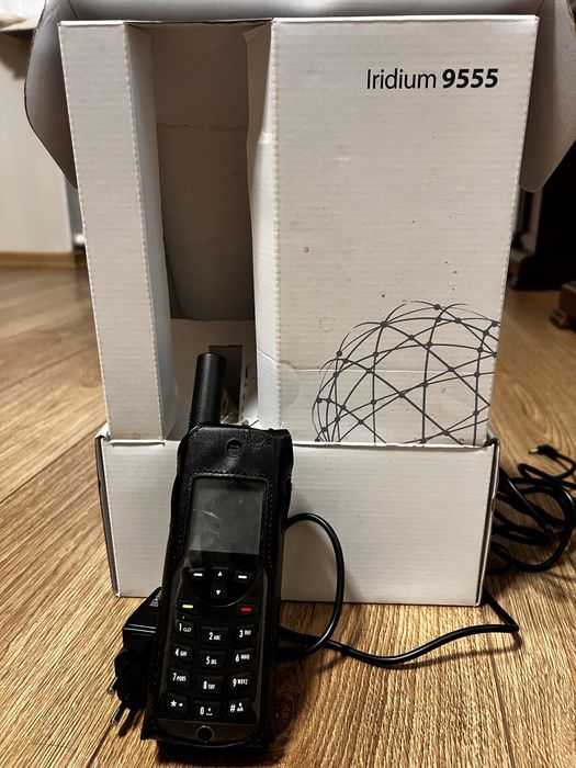 Супутниковий телефон Iridium