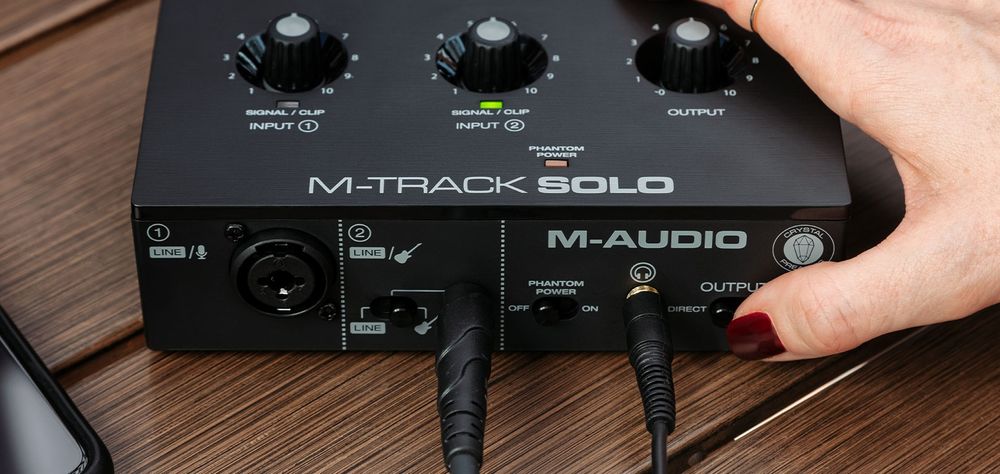 Interface de áudio m-track solo