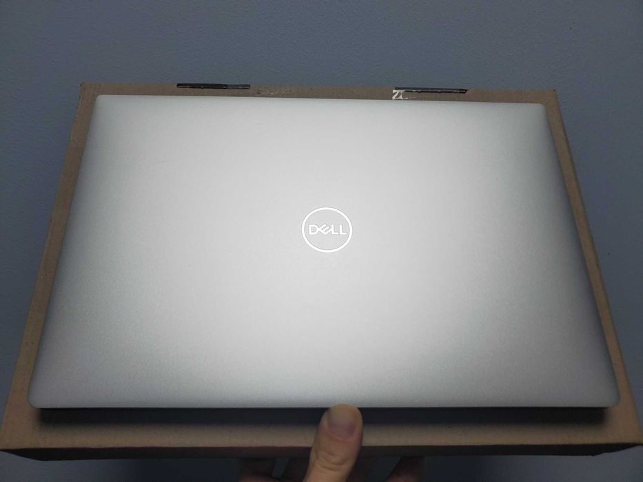 Преміальний сенсорний 4K DELL XPS 9380 I7-8565U 128GB 16GB RAM ідеал