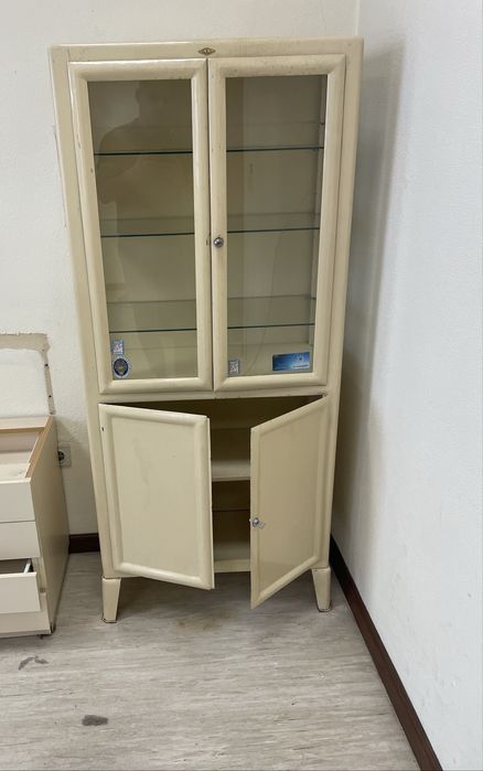 Armario farmacia antigo