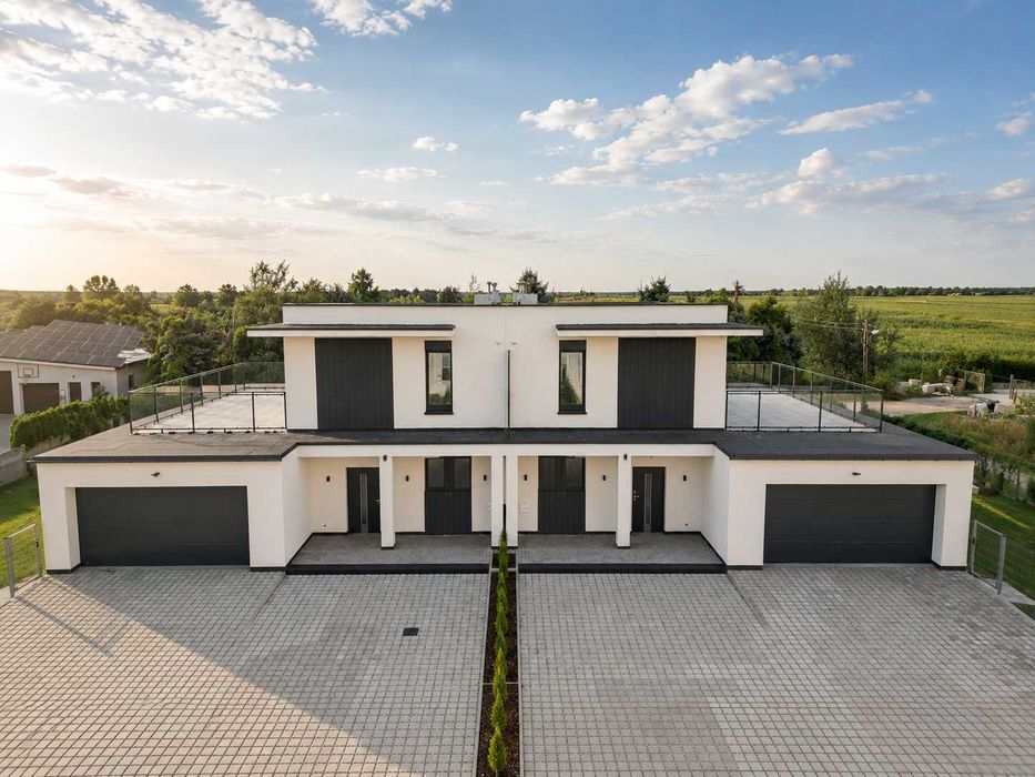 Segment domu jednorodzinnego w zabudowie bliźniaczej! SMARTHOME!