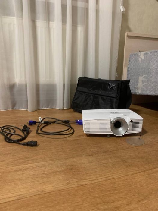 Проєктор Acer X133PWH (DLP)