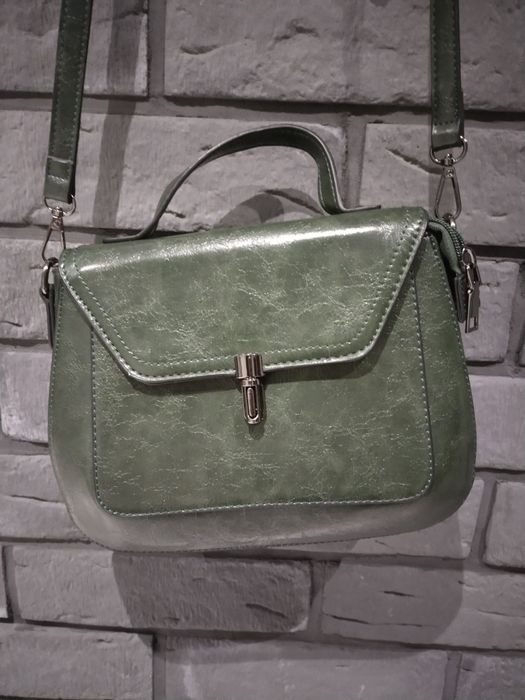 Torebka damska na długim pasku