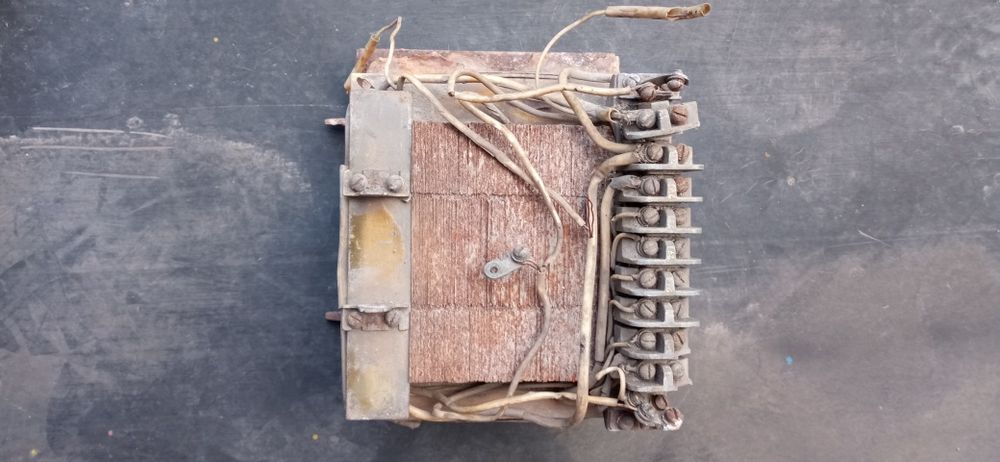 Потужний трансформатор, 3 кВт.