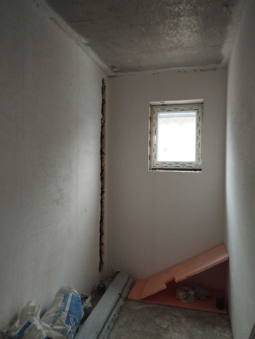 Просторий утеплений будинок в районі Заріччя