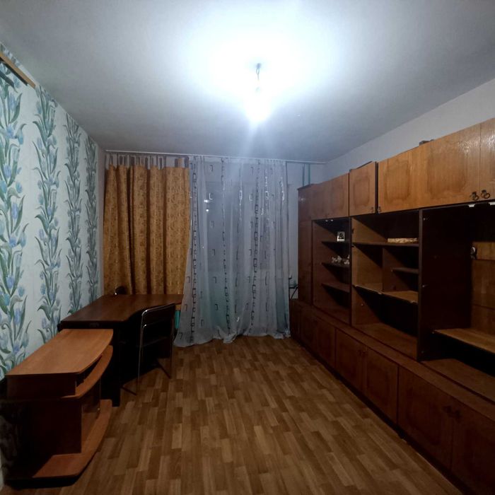 подобово 1 -кімнатна квартира в районі Зеленої