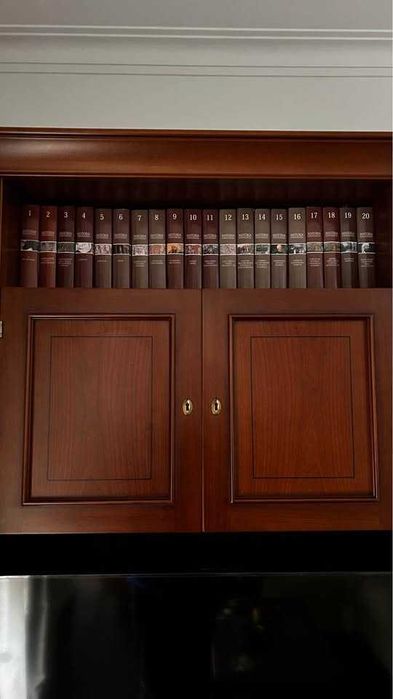 Móvel estante sala em cerejeira