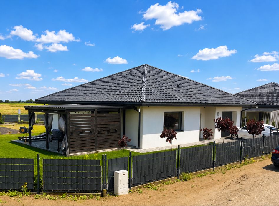 Na sprzedaż nowoczesny dom 131 m² z garażem w bryle – gotowy do zamieszkania