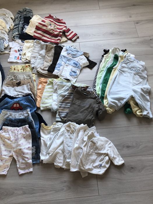 Zestaw ubranek niemowlęcych 54-68