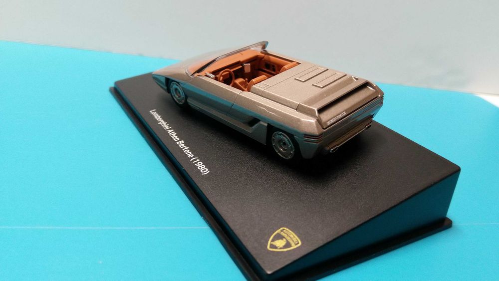 Lamborghini Athom Bertone (1980) - Miniatura da Leo Models à escala 1/43