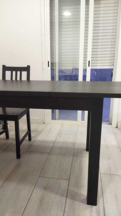Mesa IKEA (usada), extensível 130/190x80 + cadeiras
