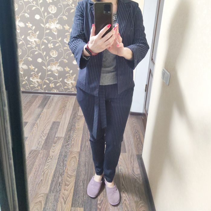 Костюм  жіночий весна