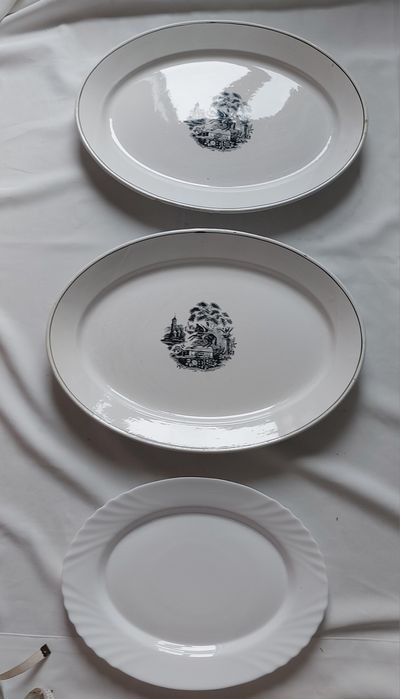 Travessas e pratos de servir