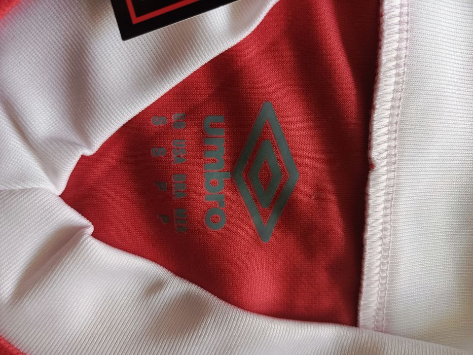 Koszulka piłkarska/sportowa Liverpool umbro rozmiar S