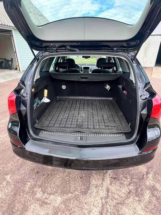 Opel Astra IV покоління/J