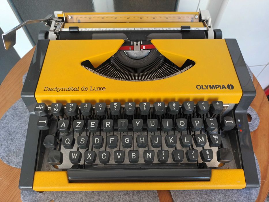 Máquina de escrever Olympia