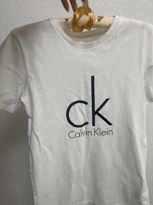 Футболка calvin klein