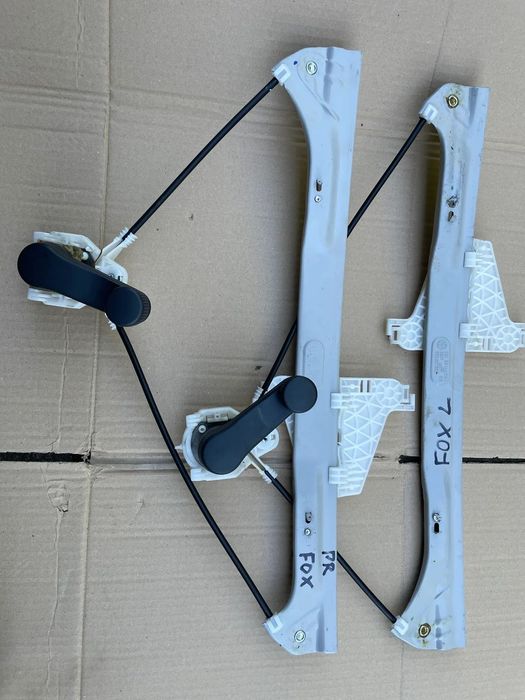 VW FOX PODNOŚNIK SZYBY PRAWY MANUALNY ORYGINAŁ