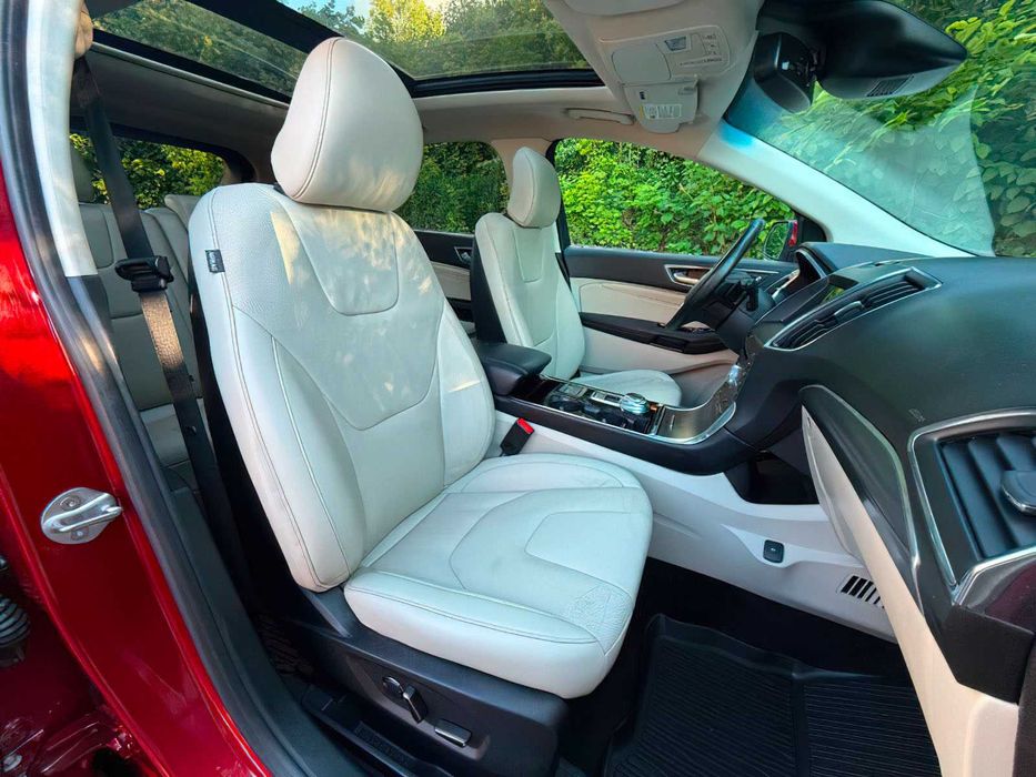 Ford Edge Titanium      2019