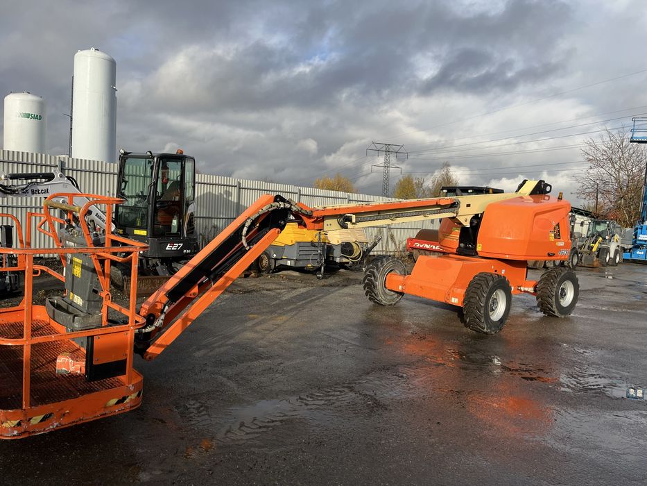 Podnośnik teleskopowy JLG 460 SJ genie