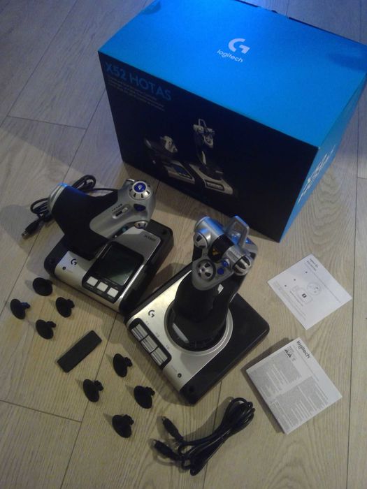 HOTAS Logitech G Saitek X52 Flight Control System