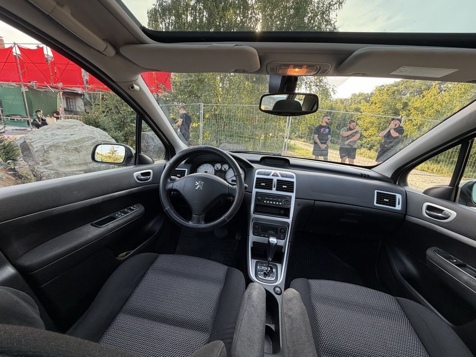 Peugeot 307 рестайлинг, 2006 год, 2.0 бензин/газ, АКПП