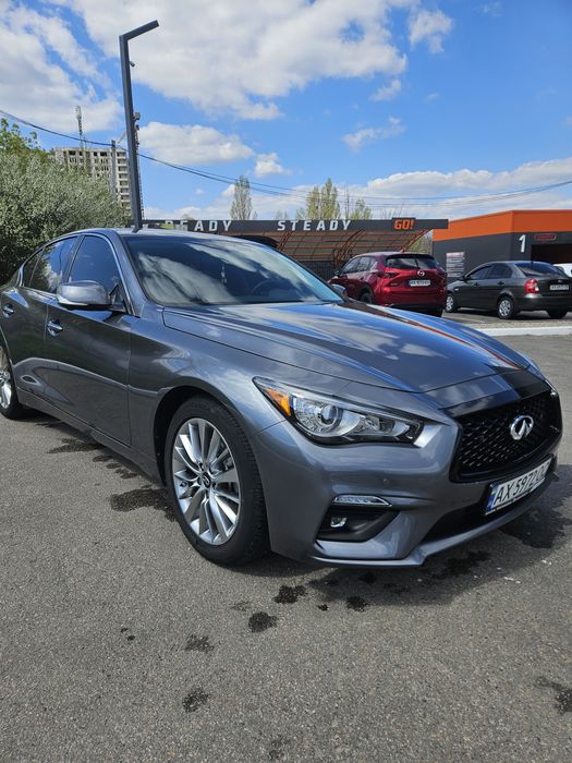 Infiniti q50 3.0  2021 awd