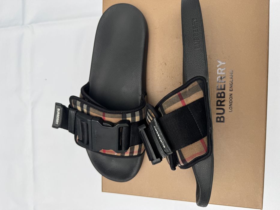 Męskie klapki Burberry