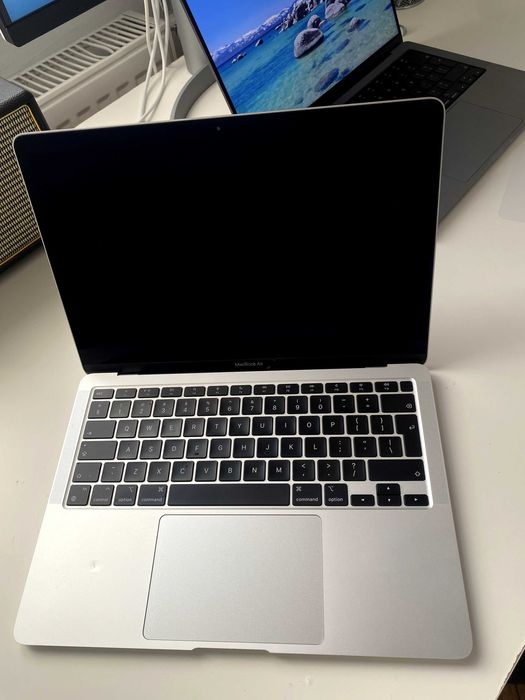 Macbook Air M1 13,3" 8/256 Silver