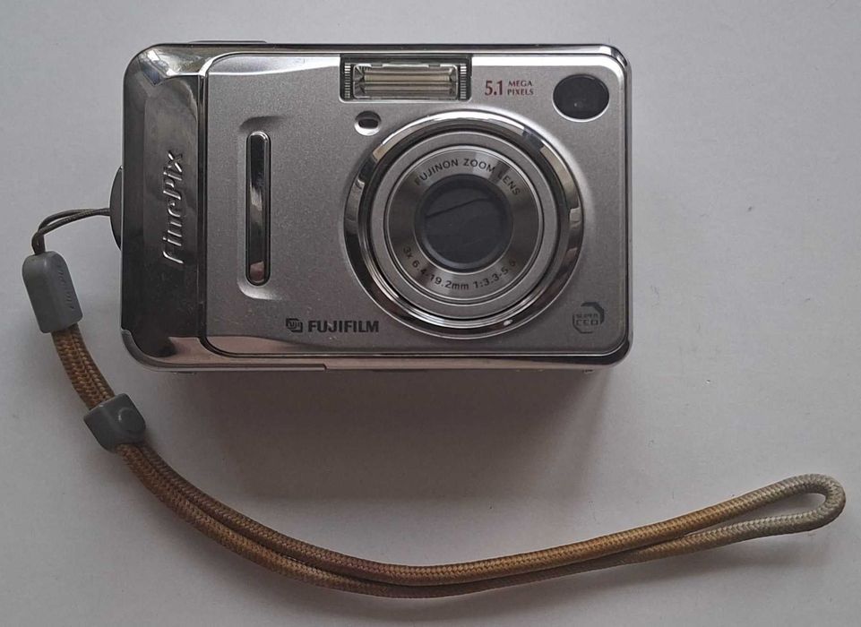 Máquina Fotográfica Digital Fujifilm FinePix A500