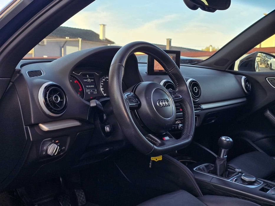 AUDI A3 SPORTBACK 8V S LINE PLUS 2.0TDI 150CV "LOOK RS3"