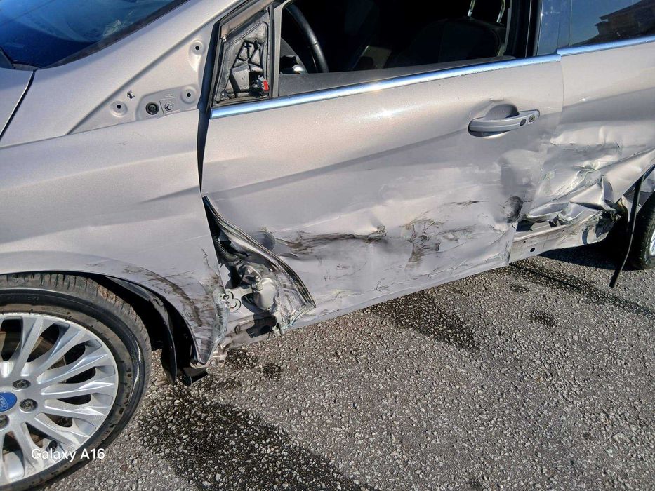 FORD FOCUS 1.6 TDCi | Diesel Nacional cx 6Vel.