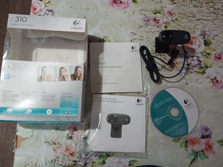 Нова вебкамера Logitech HD Webcam c310