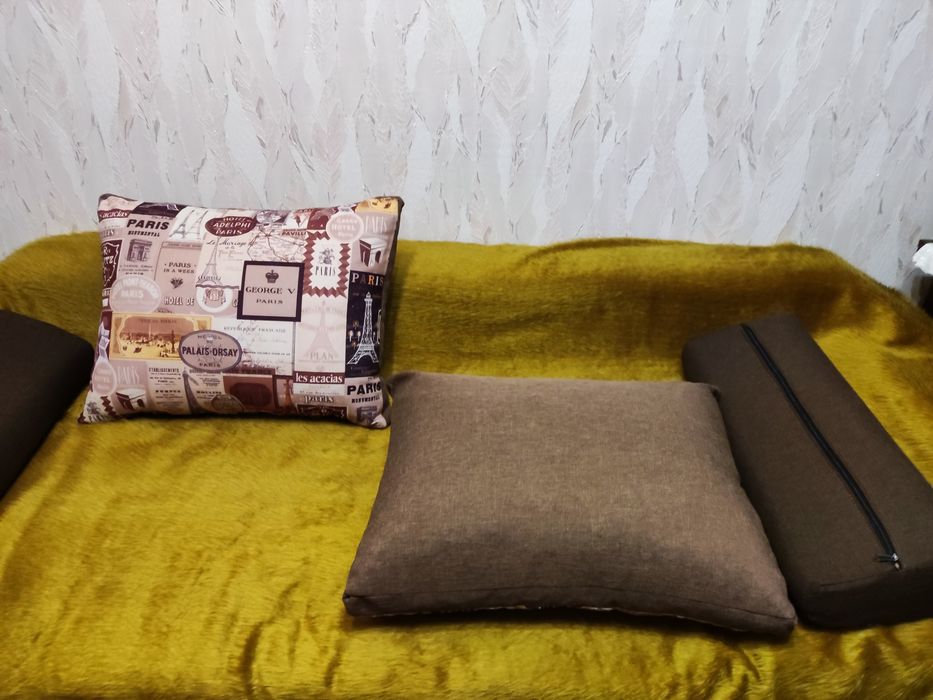 Подушки ножки для дивана кровати