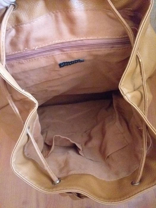 Продам рюкзак, коричневого кольору