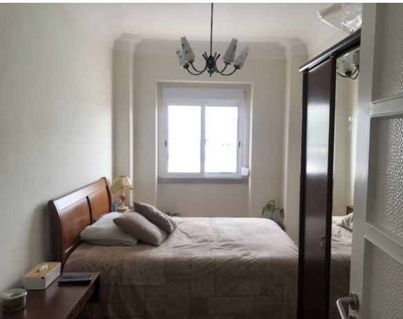 Quarto em Arroios/ Alameda