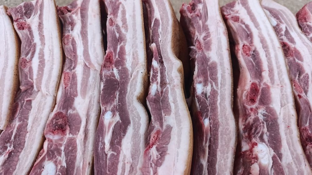 Домашня подчеревина і сало