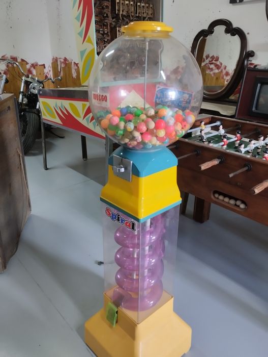 Máquina espiral bolas saltitonas