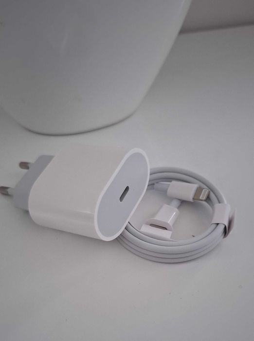 Ładowarka do IPhone 20W z przewodem 1m - nowa w kartonie