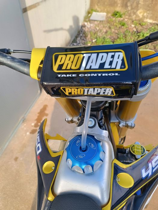 Suzuki RMZ 450 Motocross