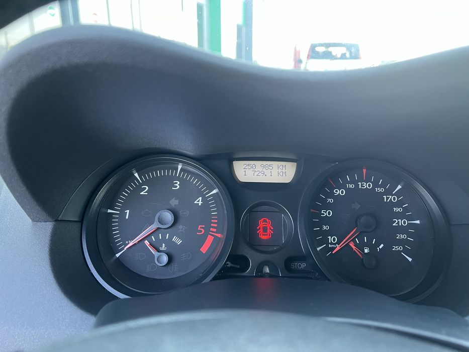 Продам Рено Меган 2 2008 року 1.5 дизель