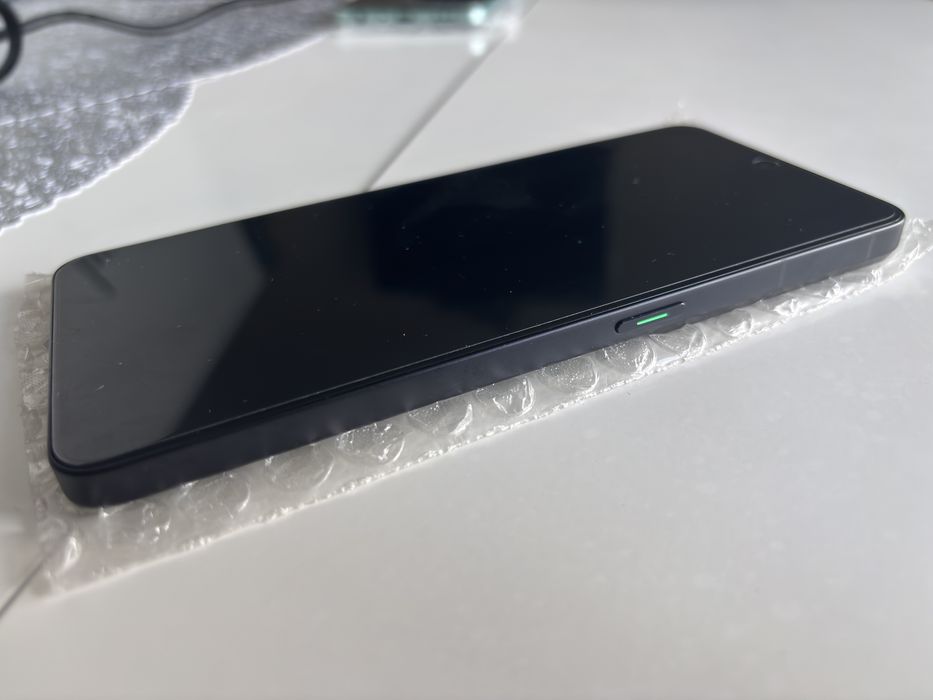 Oppo reno 8 5g не включается