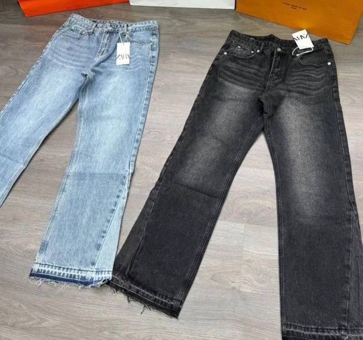 Джинси Zara Flared Jeans