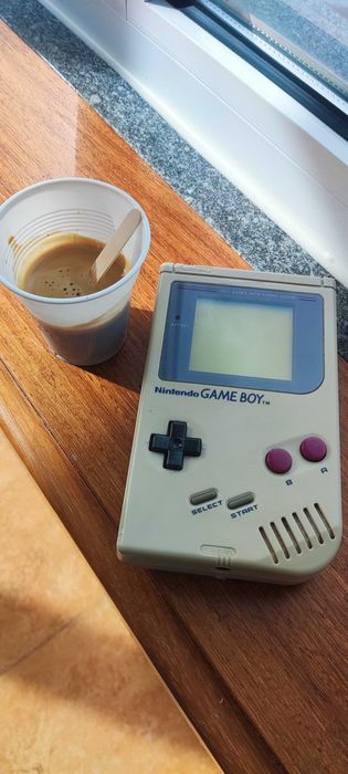 Game Boy Clássico com jogo Donkey Kong incluído