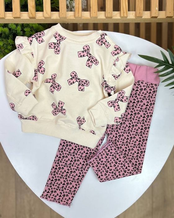 Костюм для дівчинки кофта та штани костюм для самых маленьких