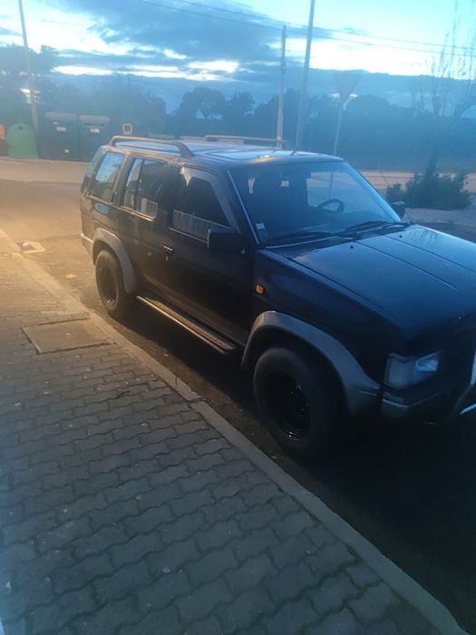 Nissan Terrano 1