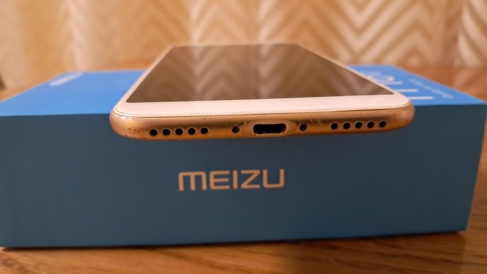 Смартфон Meizu M6T