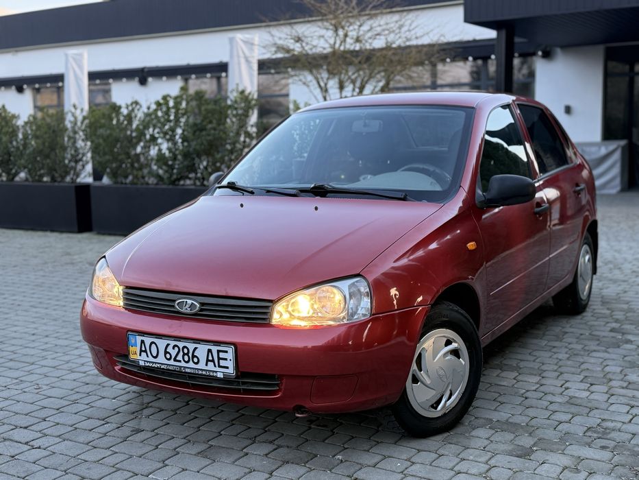 ВАЗ Лада Калина 2006 рік 1.6 Бензин в доброму стані !!!