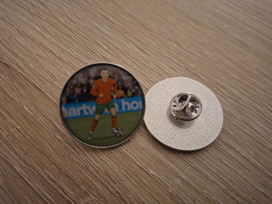 Pin futebol - vários