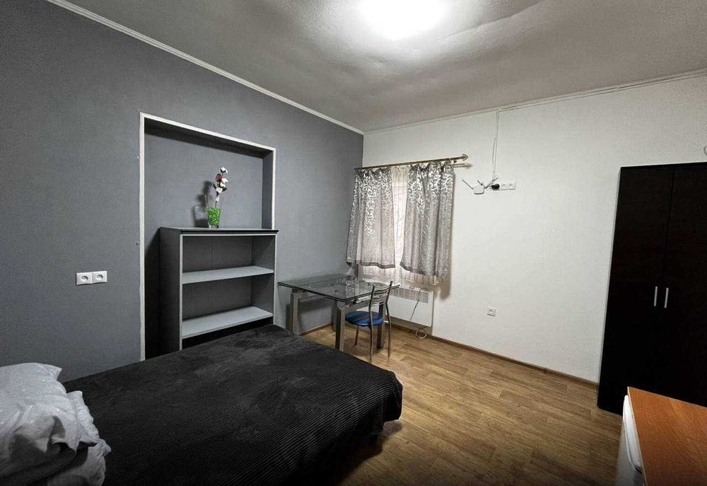 Сдам 1-ком. Косвенная. Рядом Центр.